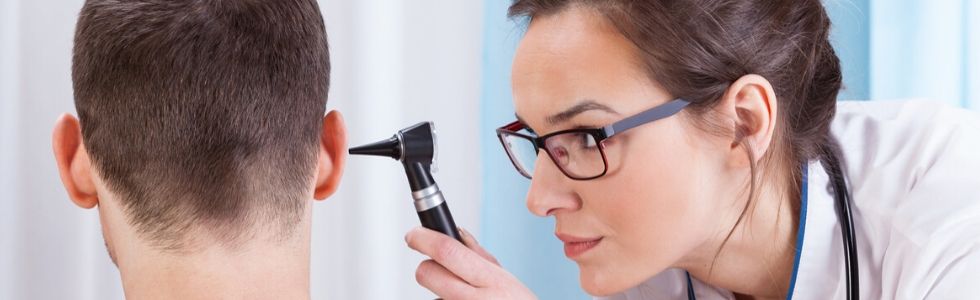 Consulta de otorrinolaringología en Guayaquil en el Centro Médico FamySALUD