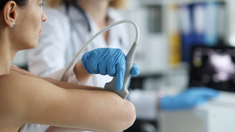 Ecografía de partes blandas en Guayaquil para evaluar músculos, tendones y tejido subcutáneo